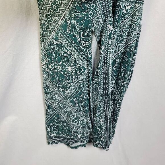 Maurices Women's Green Boho Print Maxi Dress Size L Sleeveless Spaghetti Strap S - Picture 4 of 8